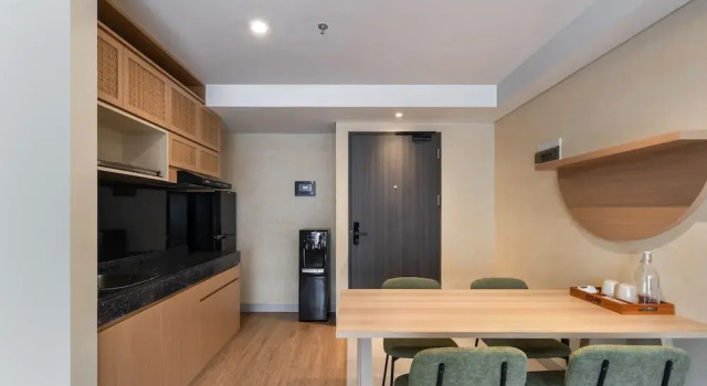 Doppel Apartment mit Balkon Model J Hotel BSD Carstensz