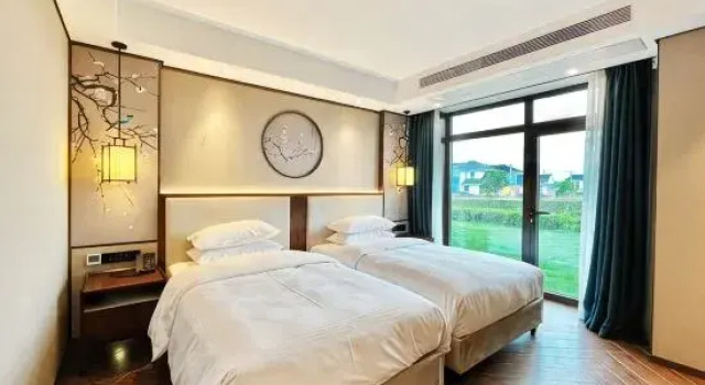 Люкс Tongjian Huaxiangtang Resort