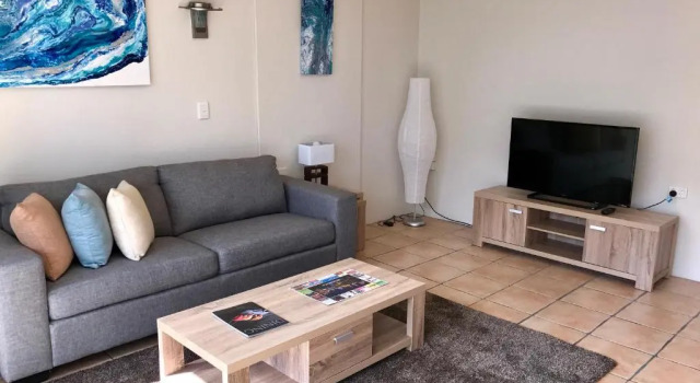 Апартаменты Hi Ho Beach Apartments on Broadbeach