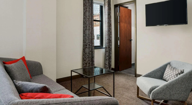 Двухместный полулюкс Joinery Hotel Pittsburgh, Curio Collection by Hilton