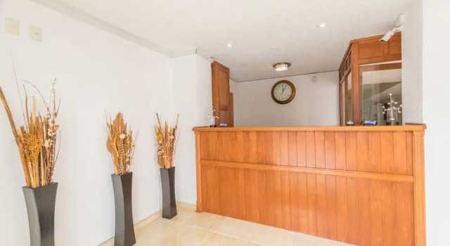 Suites Poliforum Inn