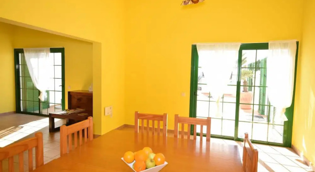 Spacious villa with good location in the north, just 15 min from the beach, Prenota Villa Hotel a Fuerteventura con piscina, Piscina