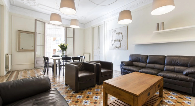 RAMBLA - Cozy Big Apartment, Забронировать Апартаменты/квартира Барселона провинция Барселона, рядом с Jove Regina Theatre