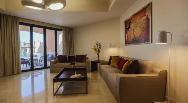 Suite 1 chambre Vue piscine InterContinental Doha The City, an IHG Hotel