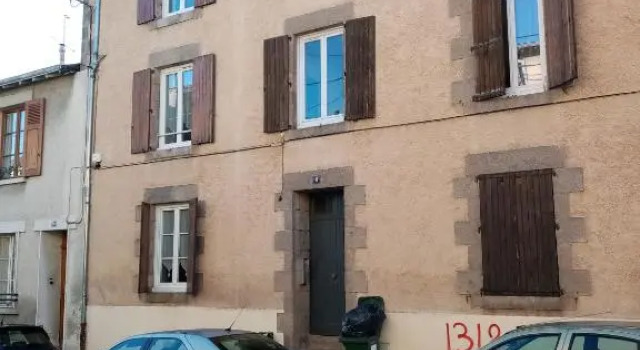 Апартаменты STUDIO 9 calme à Valadon