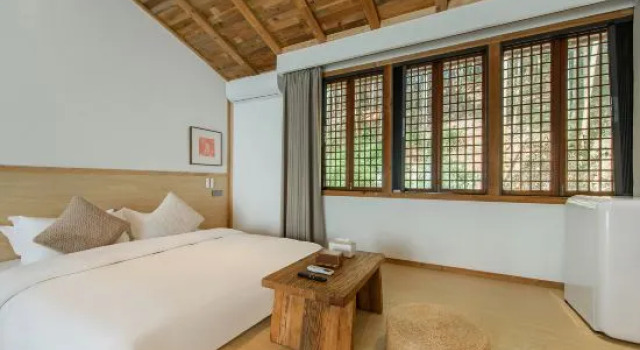 Люкс с 2 комнатами A Zhong's Home Garden Hotel