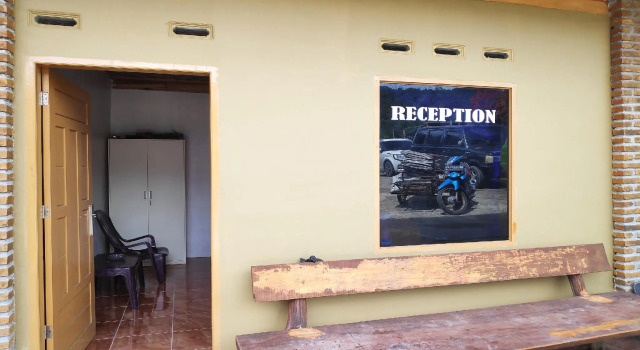 OYO 90209 DK Singarimbun Berastagi Homestay, Rezerwuj Hotel Berastagi Sumatra
