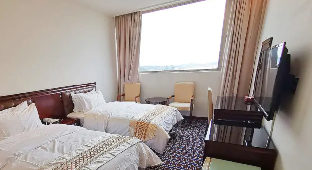 Люкс Chang Hong Hotel