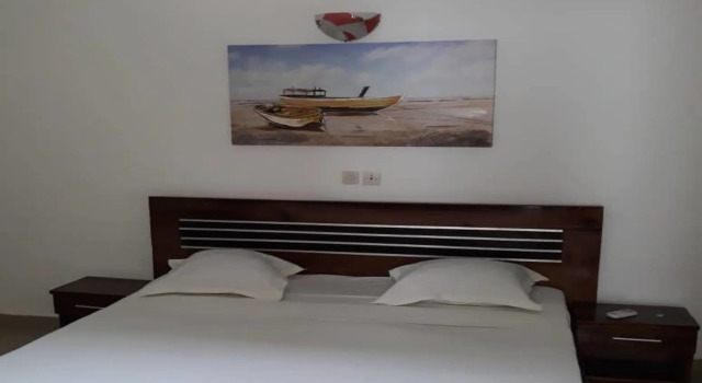 La Maison Blanche, Boek Hotel Hotels in Abidjan met parkeren, Parkeren