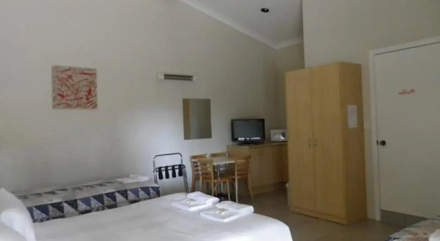 Трёхместный семейный номер Standard Ocean Shores Motel