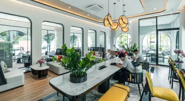 Spacious 1br in Bang Tao, Title legendary