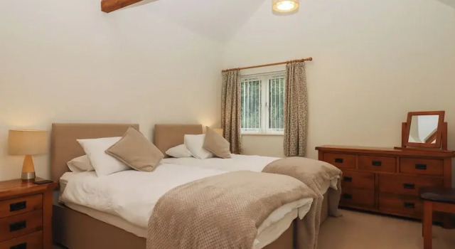 Binneford Barn