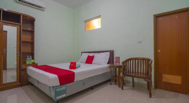 RedDoorz Syariah @ Gatot Subroto Lampung, Rezerwuj Hotel Tanjungkarang-Telukbetung Sumatra