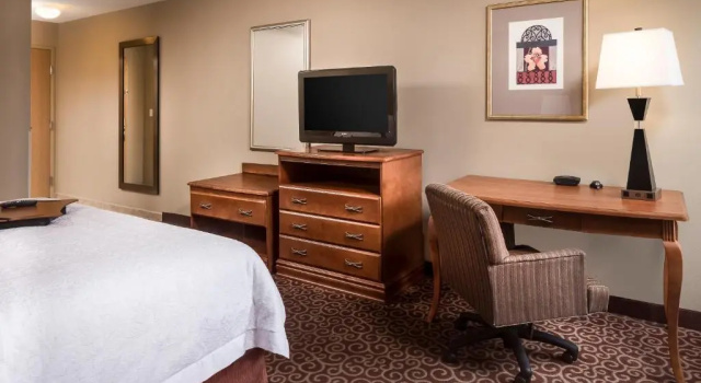 Номер Standard Hampton Inn South Heritage Park