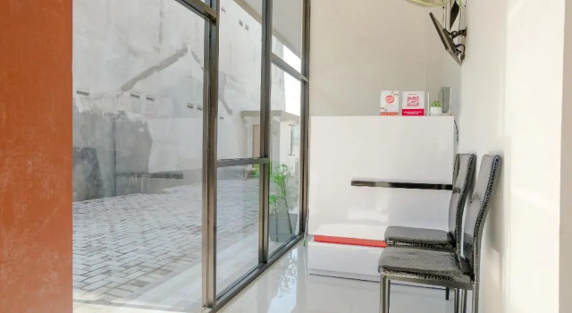 OYO 2798 Semeru Residence Syariah
