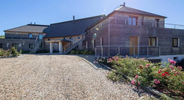 Gîte Jouy-le-Potier, 3 pièces, 4 personnes - FR-1-590-142, Забронировать Отель Отели Жуи-ле-Потье с парковкой, Парковка