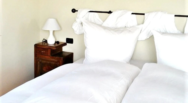 Apartment With one Bedroom in Mombarcaro, With Wonderful Mountain View, Boek Appartement Hotels in Bonvicino met parkeren, Parkeren