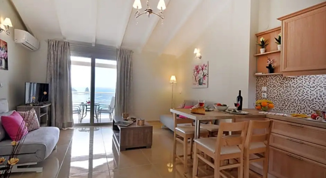 Апартаменты Deluxe Mazis Apartments