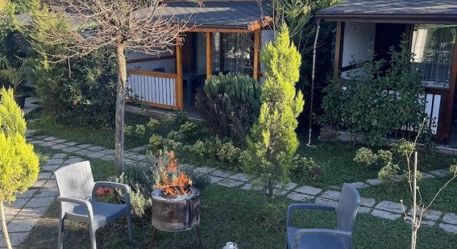 Люкс с 2 комнатами с балконом Kirkpinar Otantik Otel