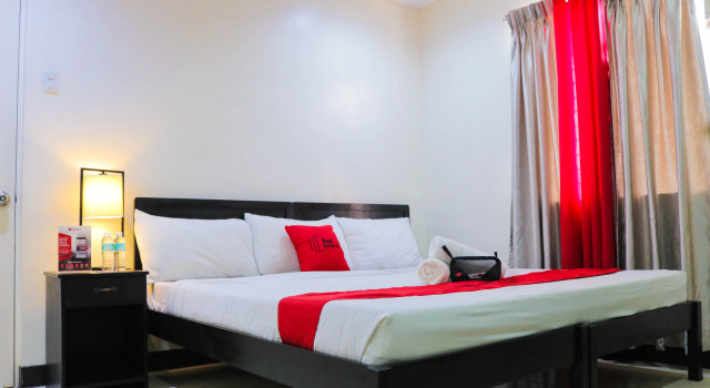 RedDoorz Plus @ Mabolo Cebu