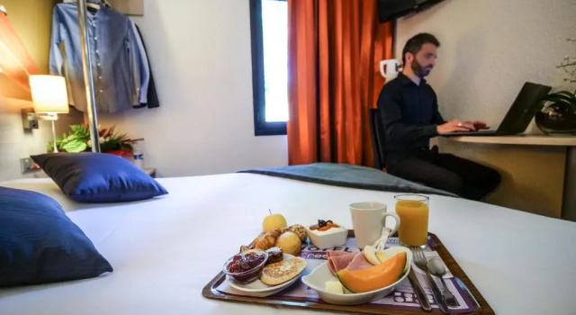 Номер Standard Hôtel Inn Design & Restaurant Montargis