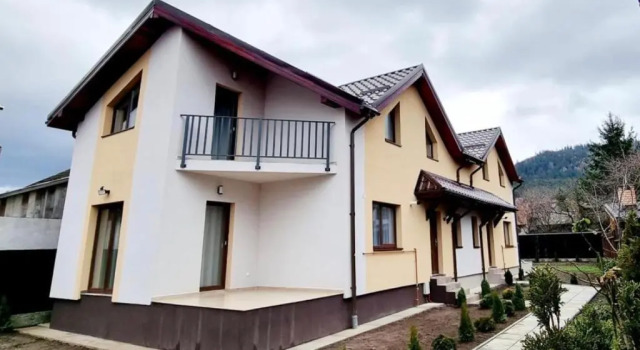 Duplex House