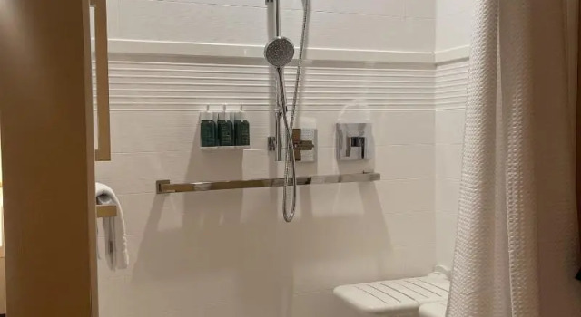Четырёхместная студия TownePlace Suites by Marriott Grand Rapids Airport Southeast