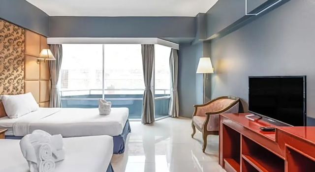 Номер Deluxe Ayothaya Riverside Hotel