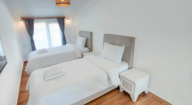 Четырёхместный номер Standard LONDİA OTEL