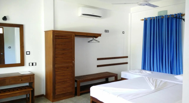 Blue Turtle Hotel
