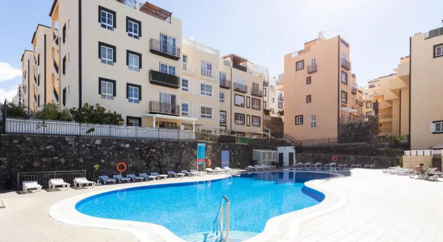 175 Tropical Views by Sunkeyrents, Book Hotel Hotels in Tenerife with Parking, Parking