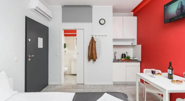 Студия с видом на город K12 Apartments