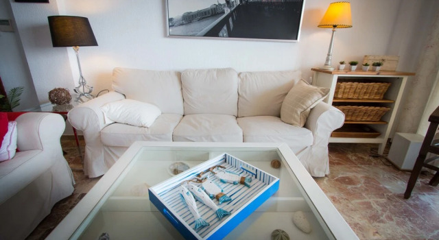 Holidays2Fuengirola Carvajal Sea Side, Забронировать Отель Отели Фуэнхирола 3 звезды, рядом с Пляж Лос-Боличес, 3*