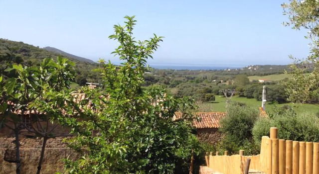 Tres jolie maison Corse en pierre, Varaa Hotelli  