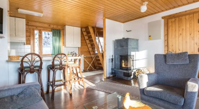 Alppikylä 13a paritalo, Rezervovat Hotel Hotely v Northern Savonia s parkováním, Parkování
