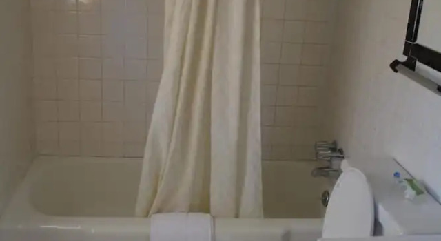 Четырёхместный номер Standard Ventura Motel
