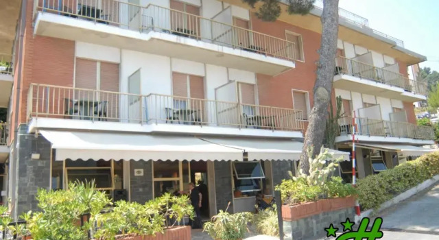 Run of House Hotel Ambassador