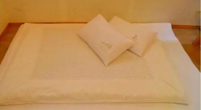 Jeonju Chaewoon Hanok Stay, Забронировать Гостевой дом Чонджу Чолла-Пукто, рядом с Конфуцианская школа хянгё в Чонджу