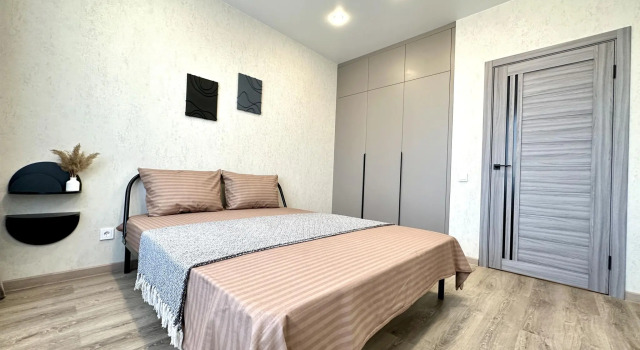 Compass on Farman Salmanov Street, Book Apartment Hotels in Tyumen Region with Parking, Parking