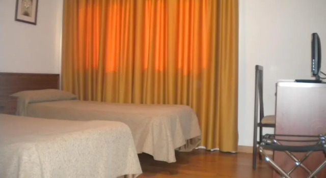Hotel Camiño de Santiago, Забронировать Отель Бембибре 