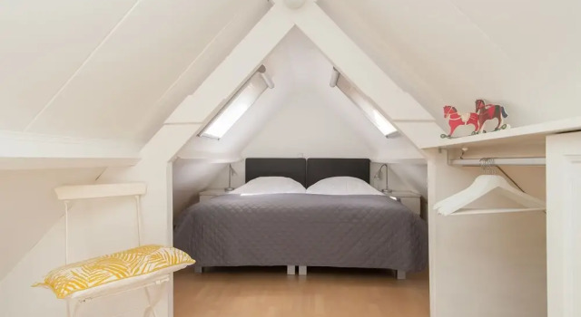 Pleasing Holiday Home in Schoorl with Patio, Забронировать Отель Отели Норда 3 звезды, 3*
