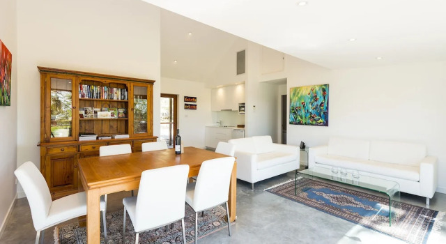 Two Doors, Забронировать Отель Налкаба Hunter Valley