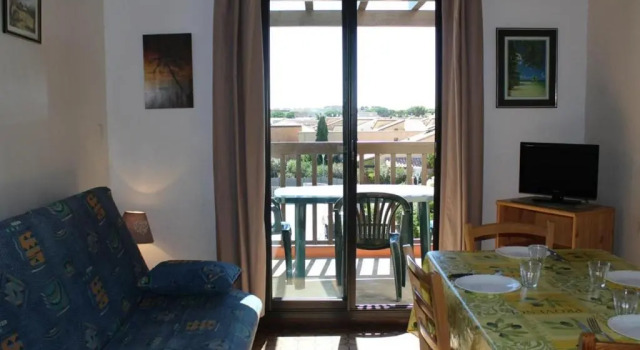 Appartement Gruissan, 2 pièces, 6 personnes - FR-1-229-57