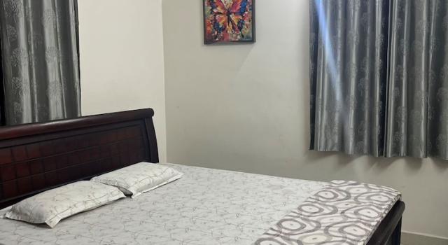 Premium 2BHK Gachibowli Walk to AIG- ISB-Microsoft, Rezerwuj Hotel Hotele w Telangana z parkingiem, Parking
