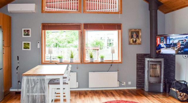 Amazing Home in Nässjö With 2 Bedrooms and Wifi, Rezerwuj Hotel Hotele w Nassjo z parkingiem, Parking
