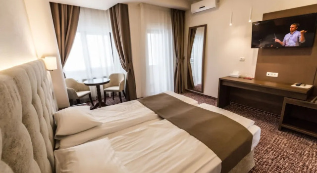 Grand Hotel Belvedere Brasov, Rezervovat Hotel Hotely v Prahova Valley s parkováním, Parkování
