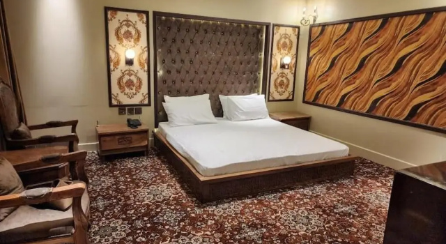 Hotel Delight, Забронировать Отель Отели Скарду с парковкой, Парковка