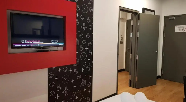 Четырёхместный номер Tune Hotel KLIA-KLIA2, Airport Transit Hotel