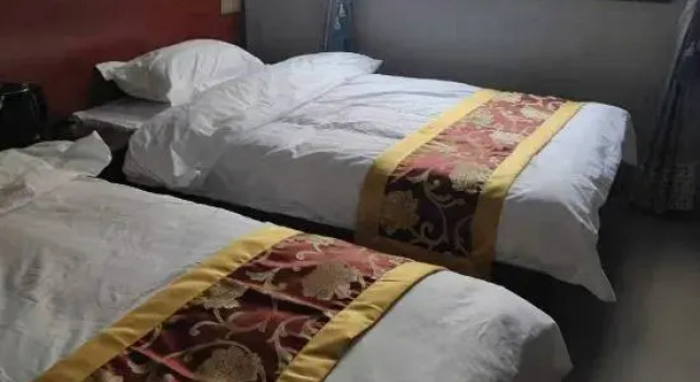 Jiange Meilizhou Hotel