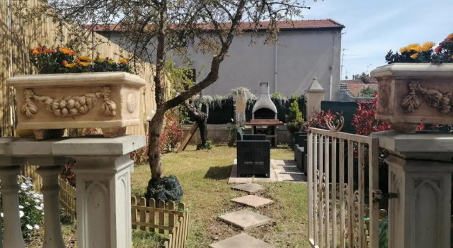 Коттедж Alexis House